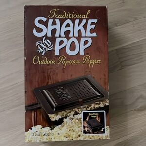 Traditional shake and pop outdoor popcorn popper